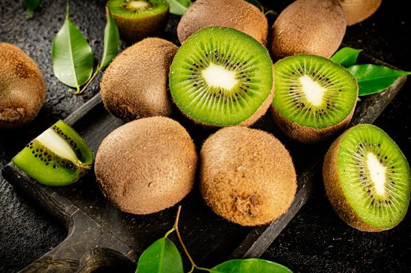 Kiwi : le secret pour un sommeil réparateur révélé !